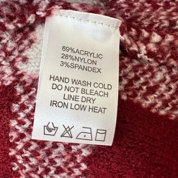 NWT Cream and Red Checkered Plaid Sweater Mini Skirt - Picture 5 of 5